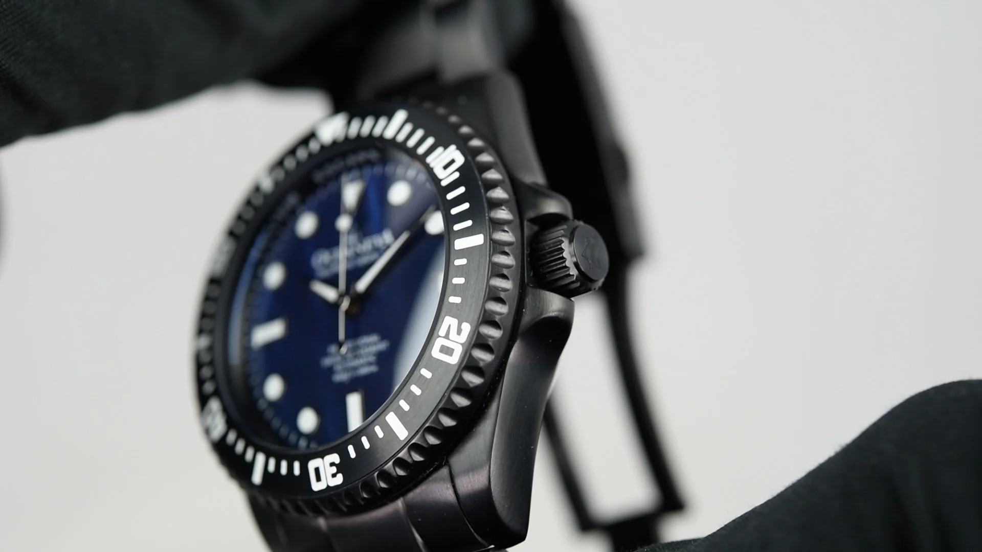 Oceaneva Deep Marine Explorer III Pro Diver BKIIINBMP200BK (Pre-owned) - Image 3